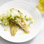 Salade de pommes de terre et fenouil, plie et vieux genièvre