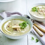 Soupe de brocoli à la truite fumée