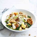 Wok de poulet, pomme et épinards