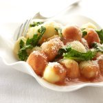 Gnocchis à la sauce tomate et roquette