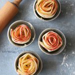 Roses feuilletées aux pommes