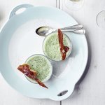 Gaspacho au vert et jambon croustillant