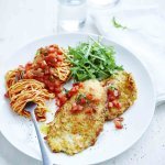 Escalopes de veau à la milanaise et salsa de tomate