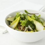Salade de chicons, noix et roquefort
