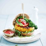 Burgers de légumes au potiron et broccolini