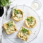 Tartelettes aux chicons et au fromage de brebis