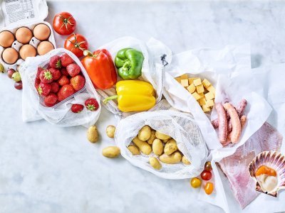 Lokale ingrediënten op het aanrecht Lokale ingrediënten op het aanrecht