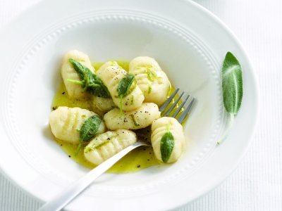 Gnocchis de pommes de terre au beurre de sauge et citron vert