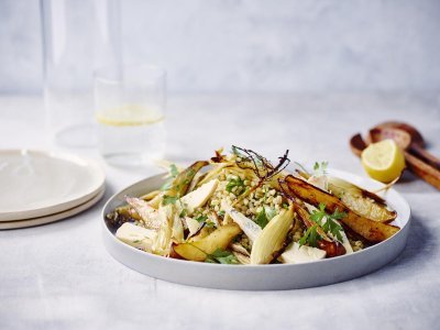 Salade de poire au fenouil, bleu et grains de blé