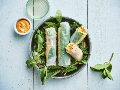 Rouleaux de printemps au lapin, courgette et carotte Rouleaux de printemps au lapin, courgette et carotte