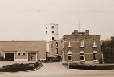 Bâtiment Vondelmolen en 1964 © Vondelmolen