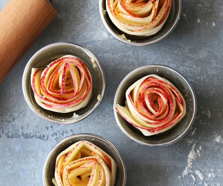 Roses feuilletées aux pommes