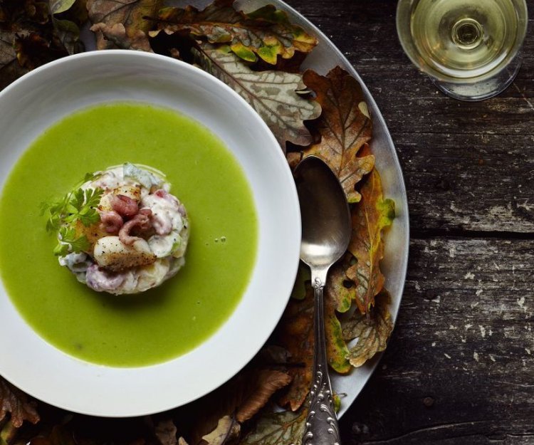 Soupe aux pois à la rémoulade de limande sole et crevette