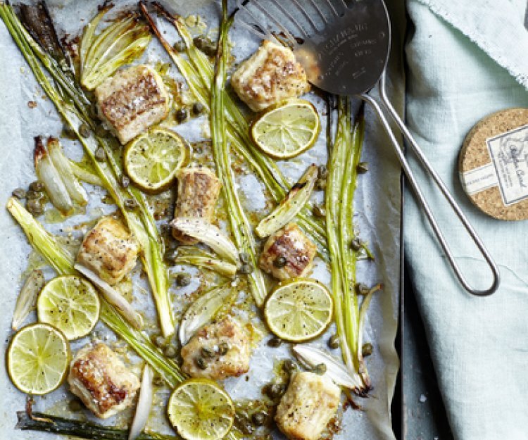 Hondshaai met citrusvinaigrette en lente-ui