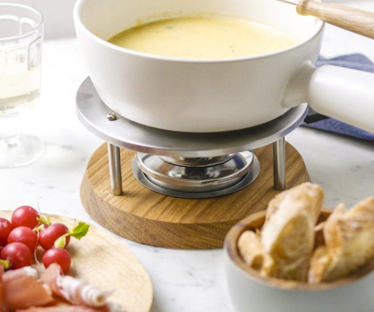 Fondue aux ‘Fromages de chez Nous’ Fondue aux ‘Fromages de chez Nous’