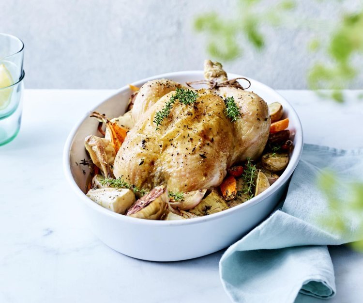 Poulet au four, légumes et pommes de terre