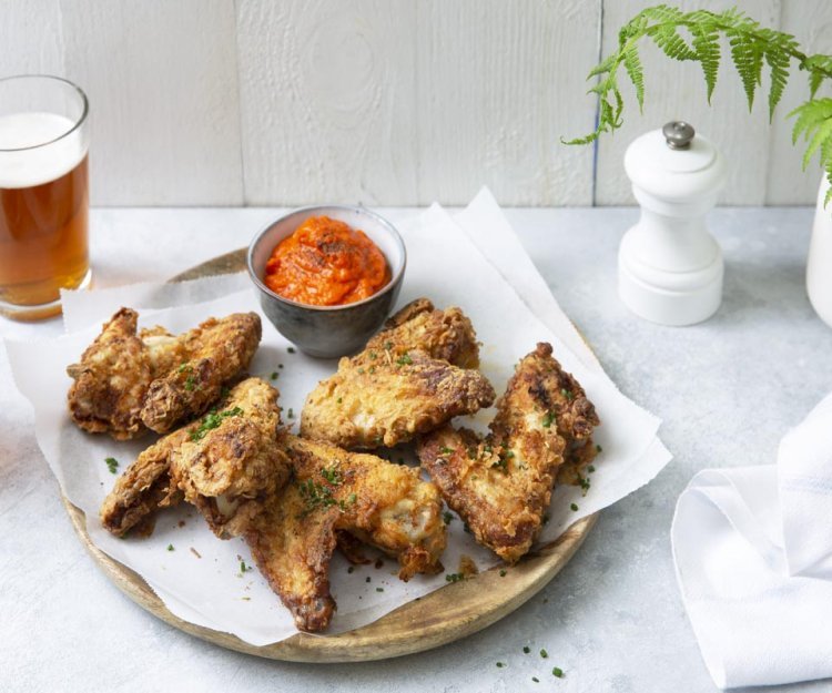 Ailes de poulet croustillantes à la sauce paprika Ailes de poulet croustillantes à la sauce paprika