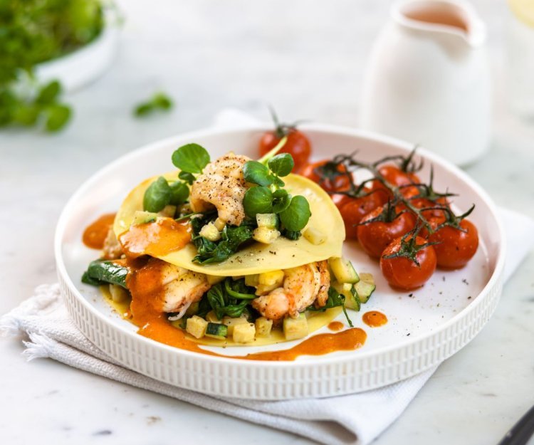 Open ravioli met langoustines en romig tomatensausje 