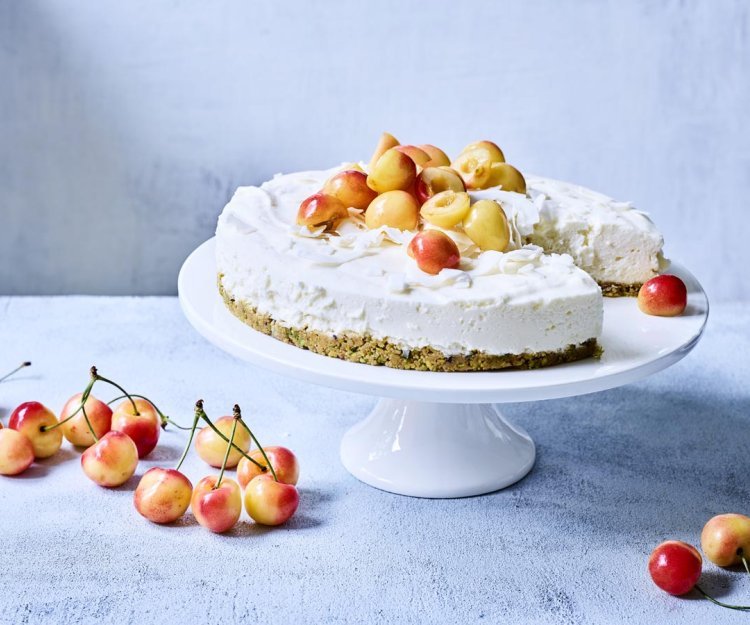 Cheesecake aux pistaches, limoncello et cerises Cheesecake aux pistaches, limoncello et cerises