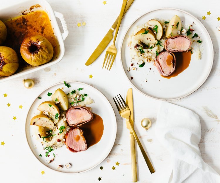 Puree van aardpeer met hazelnoot, varkenshaasje en ovenappeltjes Puree van aardpeer met hazelnoot, varkenshaasje en ovenappeltjes