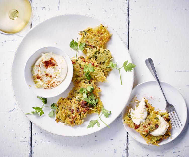 Rösti au jambon et Flandrien, sauce à la crème épaisse Rösti au jambon et Flandrien, sauce à la crème épaisse