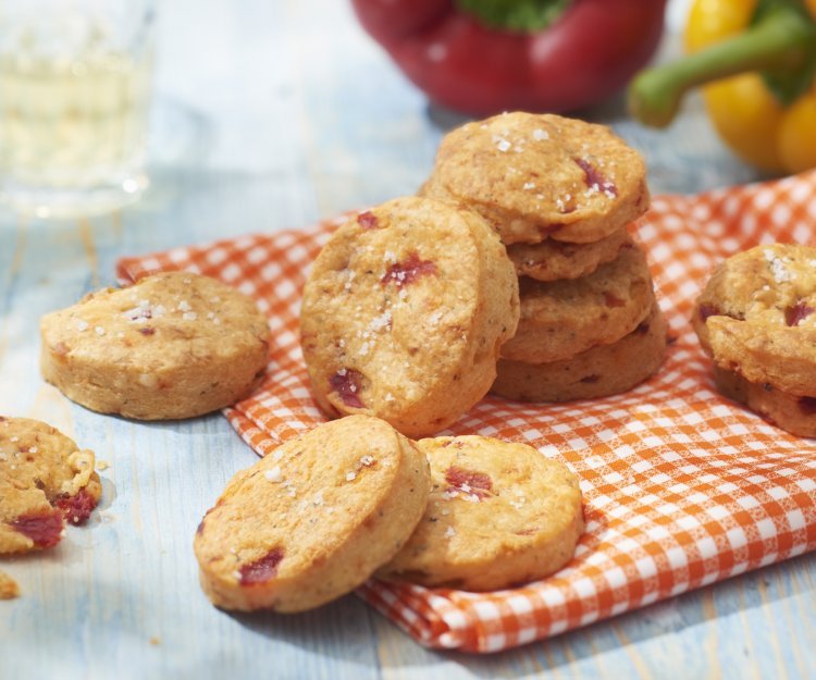 Zandkoekjes met Parmezaan, paprika en oregano