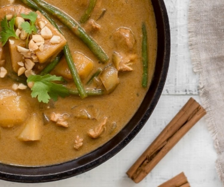 Curry massaman aux pommes de terre