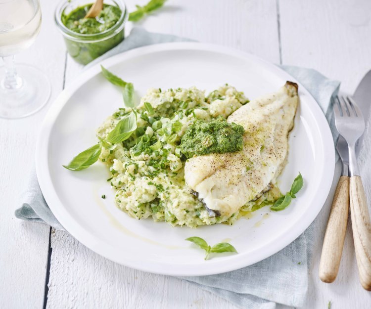 Turbot à la salsa verde et purée estivale Turbot à la salsa verde et purée estivale