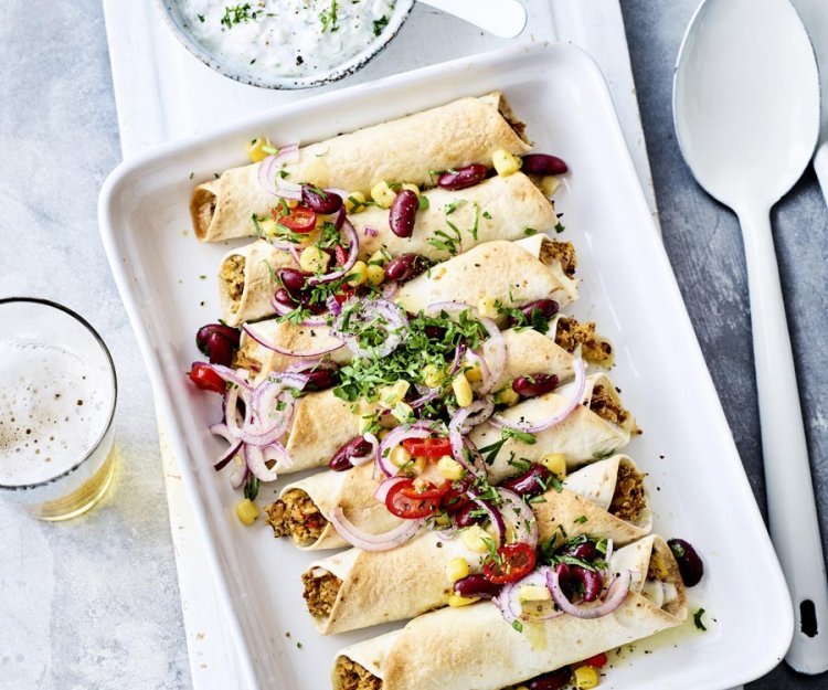 Taquito végétarien au houmous de potiron et dip de fenouil Taquito végétarien au houmous de potiron et dip de fenouil