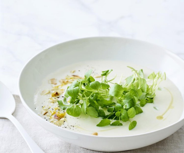 Velouté de cresson aux amandes Velouté de cresson aux amandes