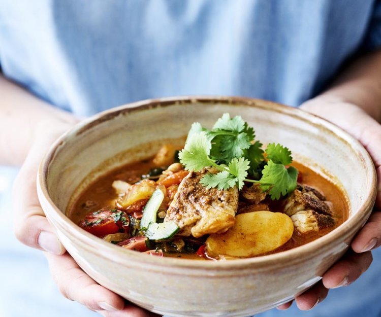 Curry de poisson aux grenailles et au pak choï Curry de poisson aux grenailles et au pak choï