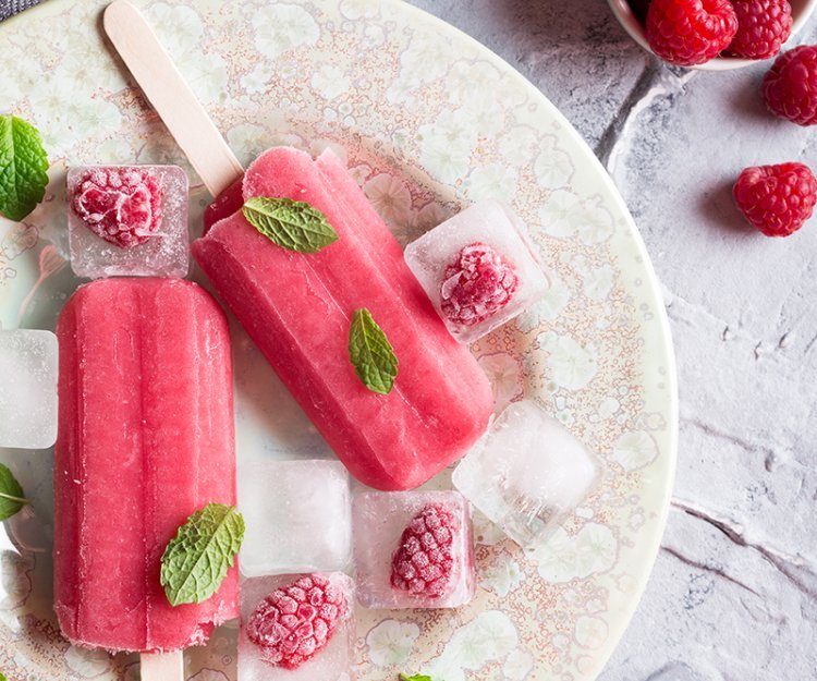 Glace à l’eau aux framboises