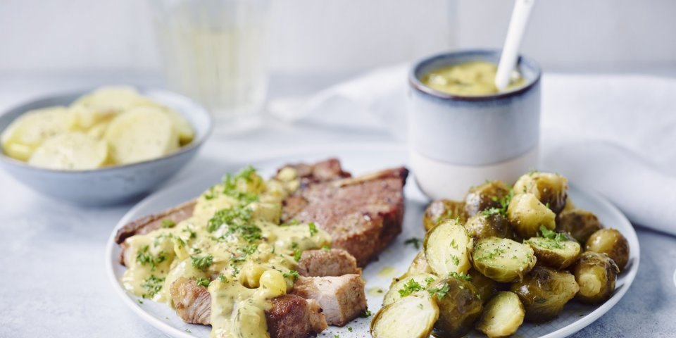 Côtelette sauce blackwell et choux de Bruxelles grillés