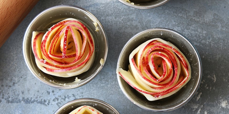 Roses feuilletées aux pommes