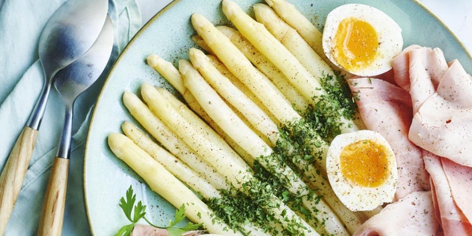 Asperges au jambon cuit