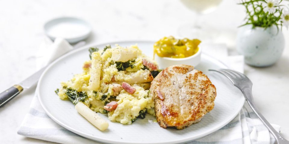 Purée de chou frisé aux salsifis et escalope de veau Purée de chou frisé aux salsifis et escalope de veau