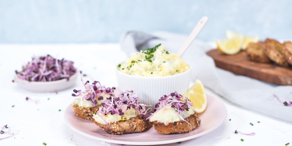 Brandade sur toast et germes de légumes Brandade sur toast et germes de légumes