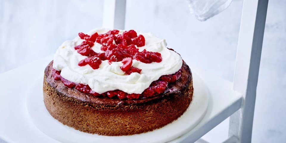 Cake à la chantilly et aux framboises