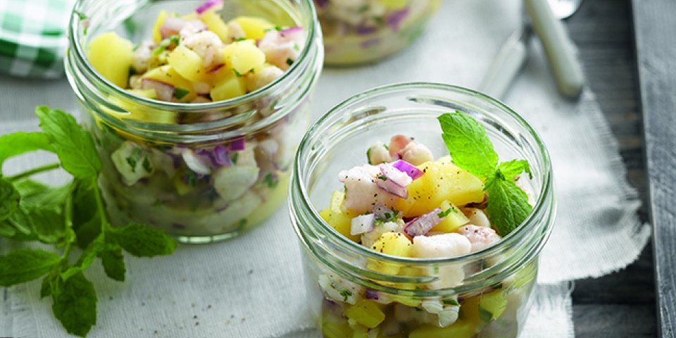 Ceviche de daurade aux pommes de terre, citron vert et menthe