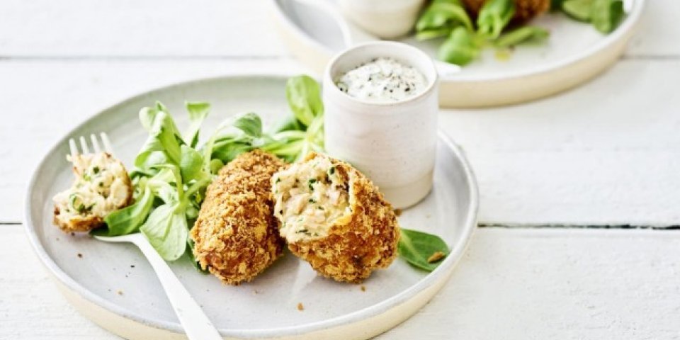 Croquettes de poulet à la sauce tartare fraîche Croquettes de poulet à la sauce tartare fraîche