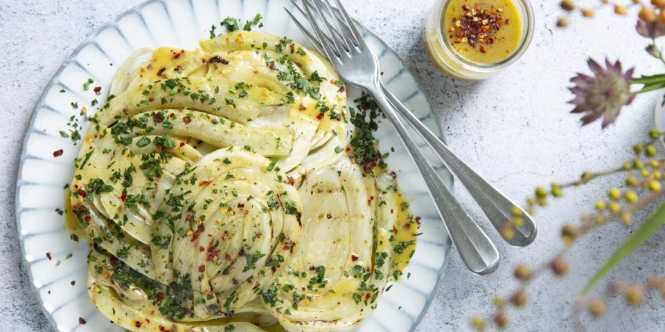 Fenouil grillé à la vinaigrette de moutarde