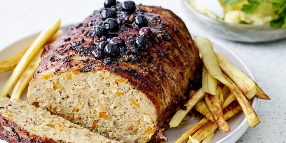 Pain de viande aux herbes fraîches et au lard Pain de viande aux herbes fraîches et au lard
