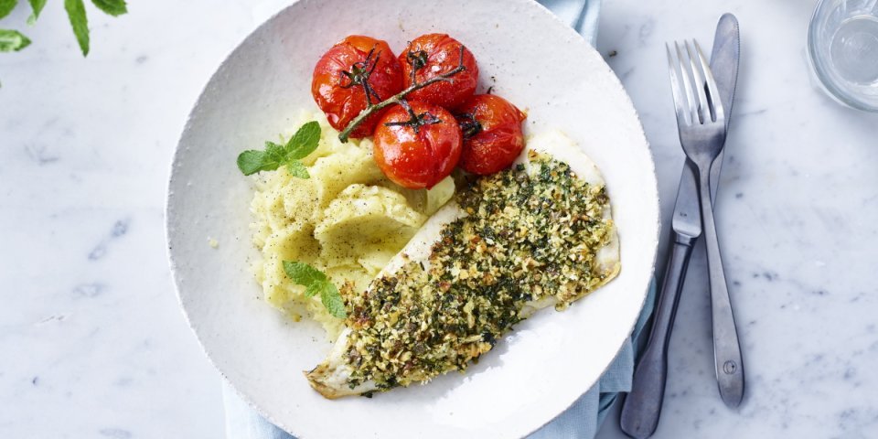 Merlu en croute d’herbes et purée de fenouil