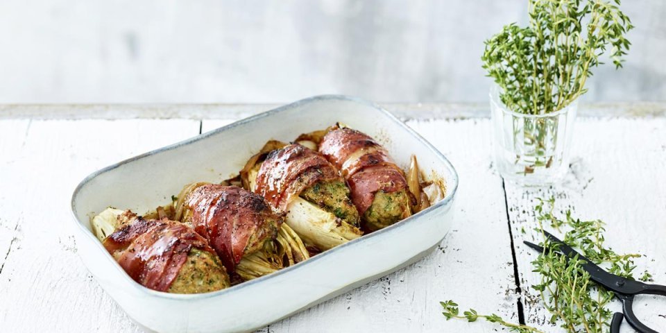 Chicons à la liégeoise, farcis au haché et lard Chicons à la liégeoise, farcis au haché et lard