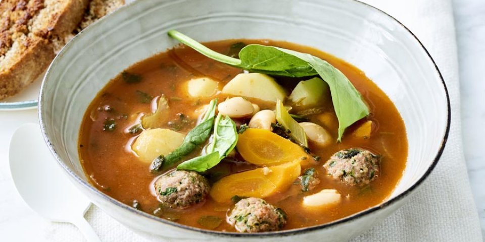 Minestrone aux boulettes de viande Minestrone aux boulettes de viande