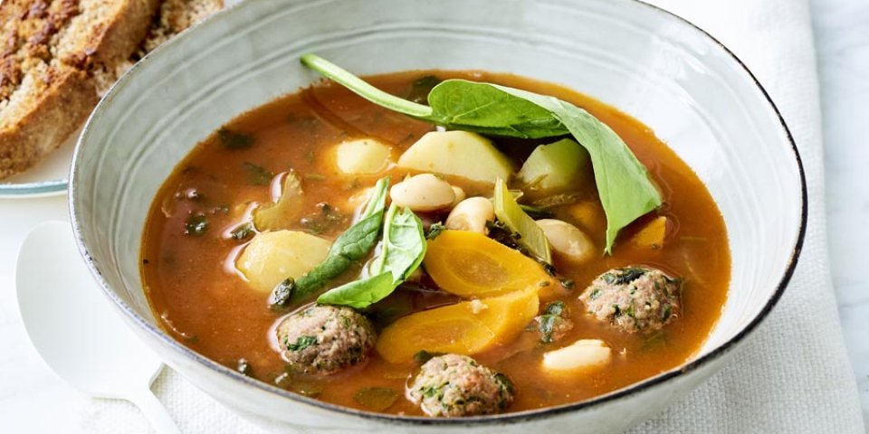 Minestrone aux boulettes de viande