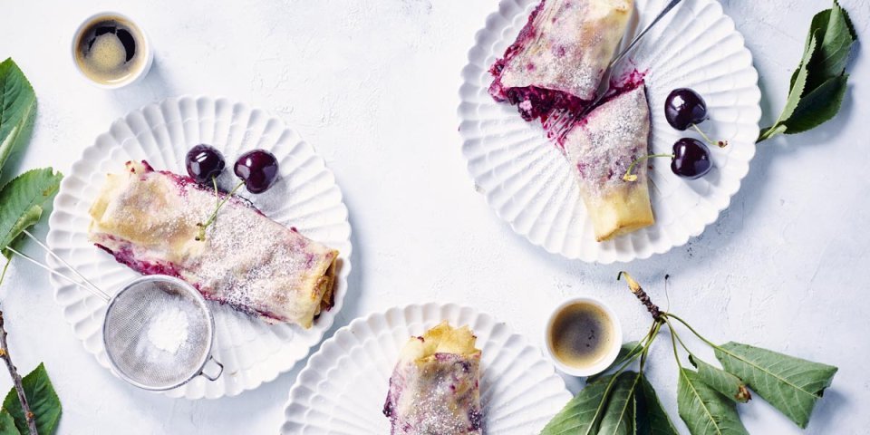Mini-strudel aux cerises et fromage blanc Mini-strudel aux cerises et fromage blanc