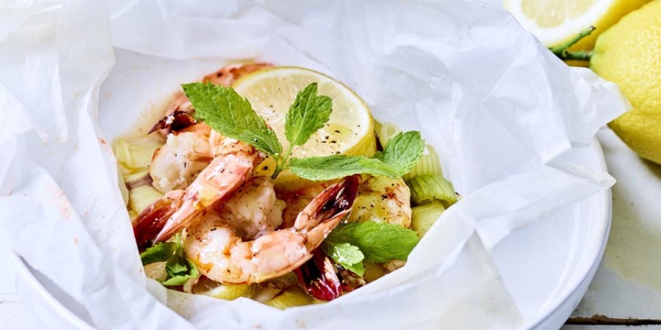 Papillote de langoustines et poireaux