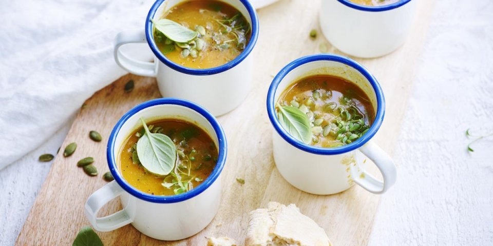 Soupe de potiron au basilic et cresson