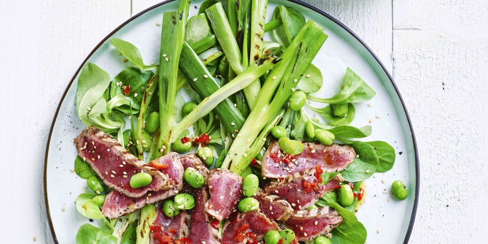 Salade de carpaccio de bœuf et vinaigrette thaï Salade de carpaccio de bœuf et vinaigrette thaï